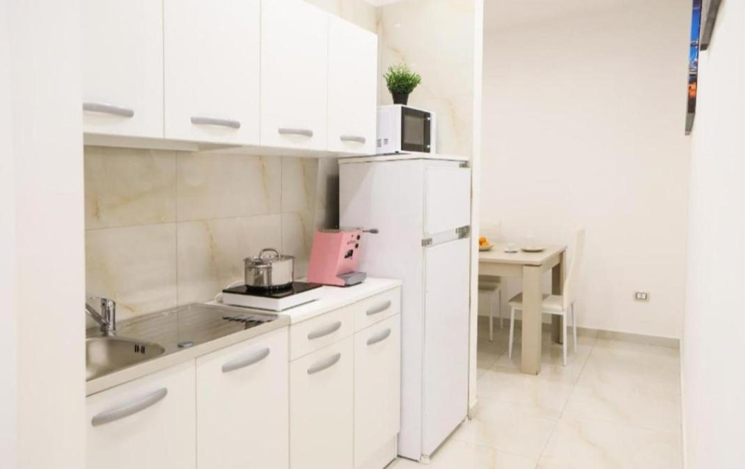 Monteoliveto Bed & Breakfast Naples Exterior photo