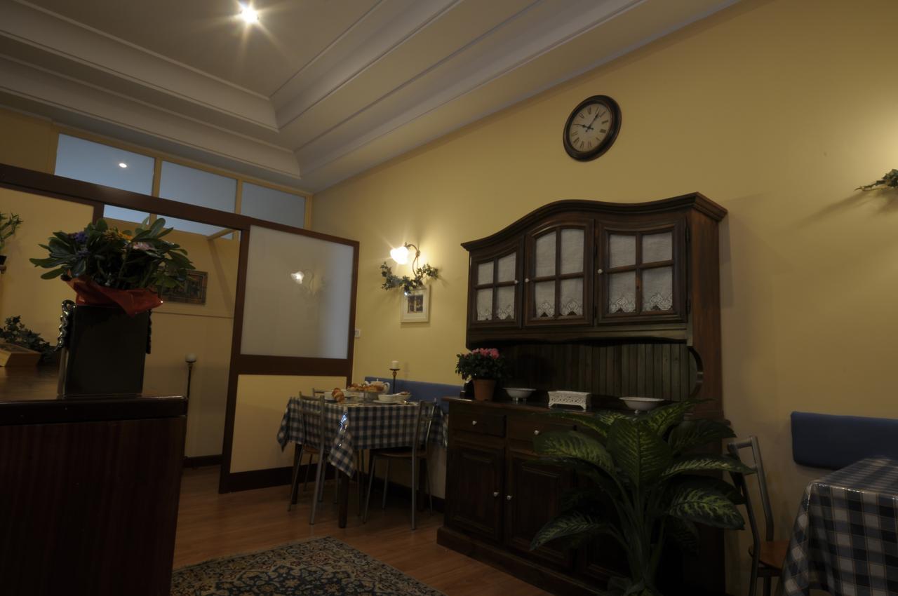 Monteoliveto Bed & Breakfast Naples Exterior photo